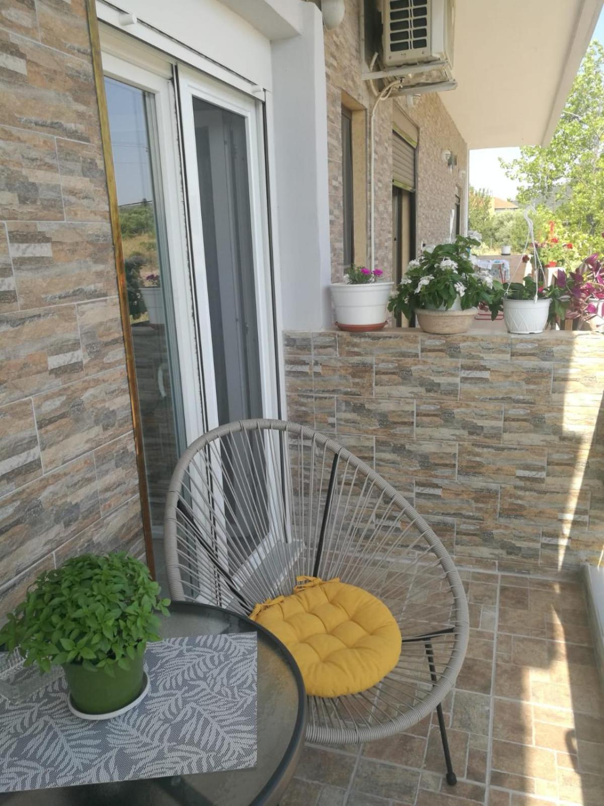 Little Hause Hotell Psakoudia Exteriör bild
